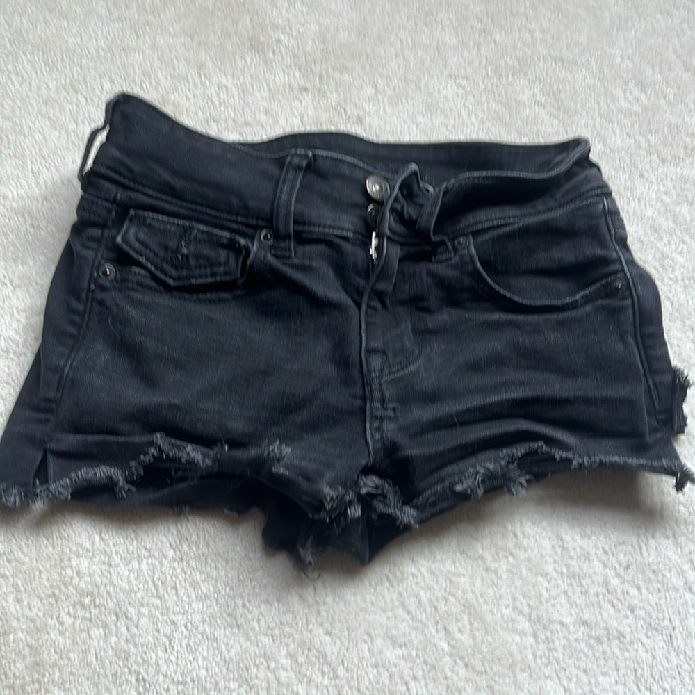 american eagle black jean shorts size 00